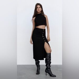 Midi slit black skirt